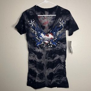 NWT Sinful by Affliction woman’s t-shirt